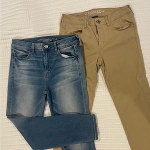 2 pair American Eagle jeans